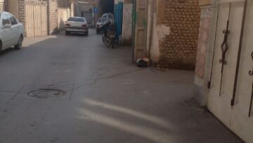 زباله های رها شده در کوچه های اصفهان